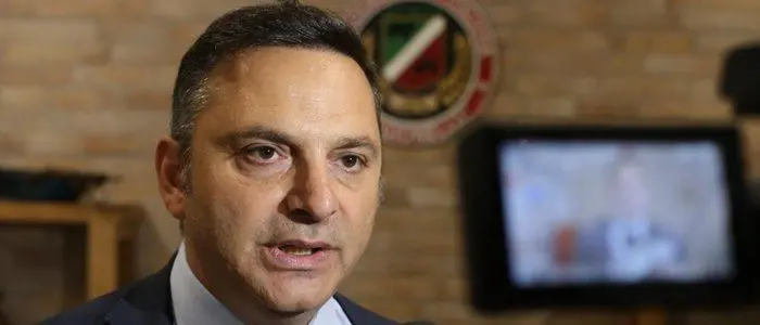 «Basta Calabria, andiamo in Lombardia»: il Corap di Oliverio fa scappare l’azienda-gioiello