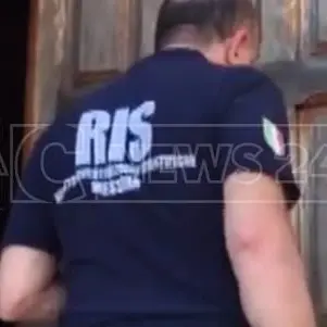 «In quella chiesa c’è il corpo di un bimbo murato»: a Placanica arrivano i Ris
