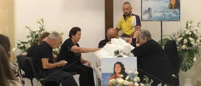 «Una ragazza dolce e solare»: lo strazio senza fine dei parenti di Mariachiara