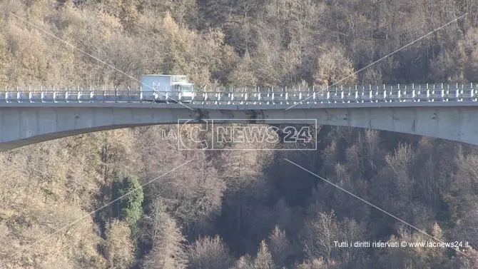 Cannavino, al via i lavori. Ma il viadotto (per ora) rimarrà aperto