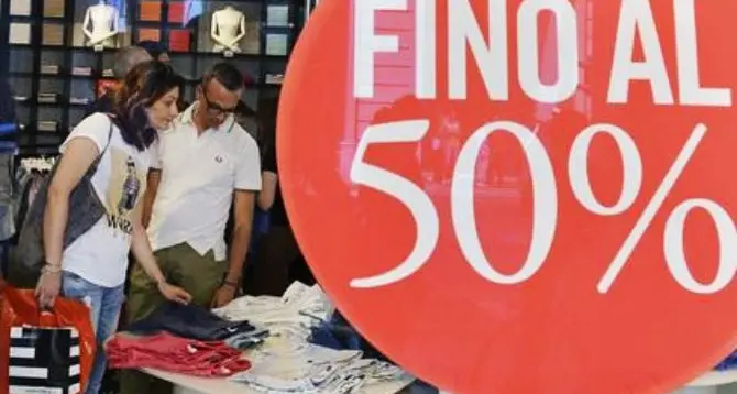 Saldi estivi, Cosenza traina la Calabria: attesa la quota più alta della spesa regionale\n
