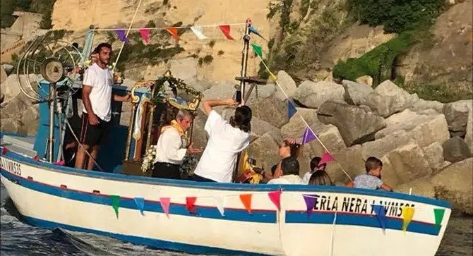 La Madonna di Piedigrotta torna sulla spiaggia dove naufragò nel '600