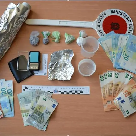 Spaccio di droga nel Vibonese, arrestata una famiglia