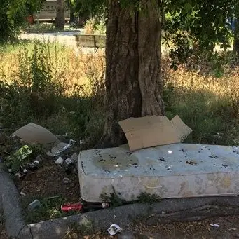 Reggio, i cittadini indignati ci scrivono: «Mai visto un degrado simile»