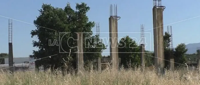 Corap Cosenza, benvenuti all’inferno: così muoiono le speranze di sviluppo industriale