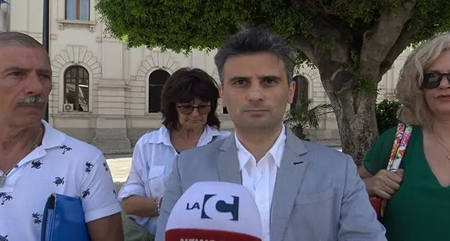 L'Sos di “Miti”: «Il Comune di Reggio vuole restringere la democrazia»