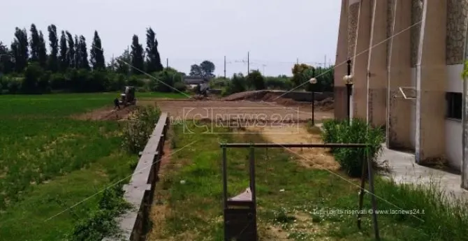 Nocera Terinese Marina, al via i lavori per la realizzazione del campo da calcio parrocchiale