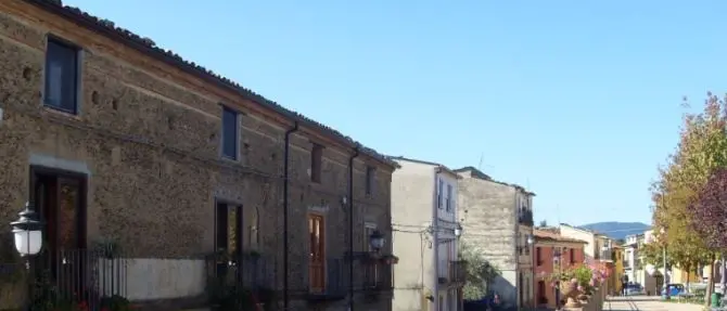 Tradizioni e cultura al Festival del brigante a Motta Santa Lucia