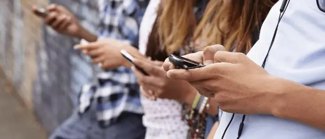 Bollette a 28 giorni, ricorso bocciato: operatori telefonici devono rimborsare