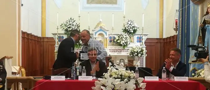 La Chiesa premia Gratteri: «Noi arrestiamo i mafiosi, voi salvate i loro figli»