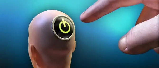 Smartphone, la tecnologia che spegne il pensiero e minaccia il futuro dell'uomo