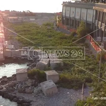 Porto di Diamante, Magorno promette una svolta: «I lavori devono riprendere»
