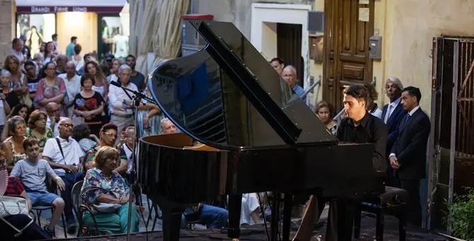 Tropea, musica tra vicoli e piazzette: Piano time si rivela un successo