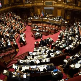 Violenza di genere, il “Codice Rosso” che tutela le vittime diventa legge