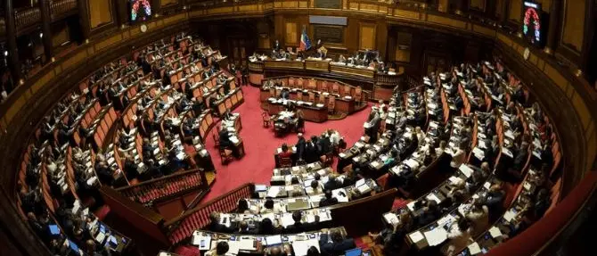 Violenza di genere, il “Codice Rosso” che tutela le vittime diventa legge