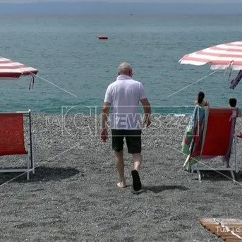 Gizzeria, l’erosione costiera minaccia lo storico Lido delle sirene