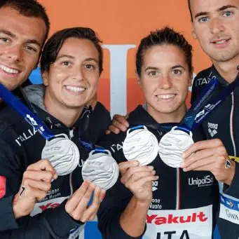 Mondiali Nuoto: Italia d’argento nella staffetta mista
