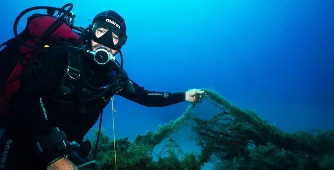 Sub in azione a Briatico per pulire i fondali di Capo Cozzo e Sant'Irene