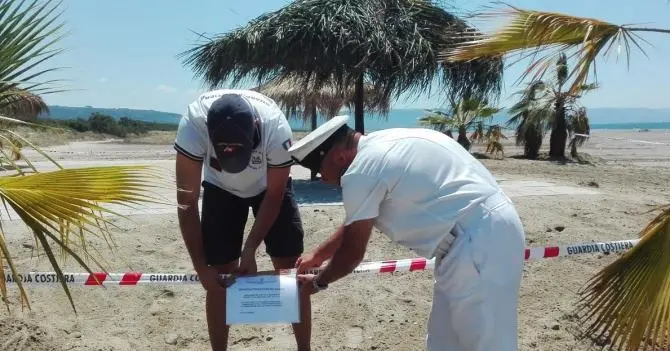 Spiaggia occupata abusivamente, scatta il sequestro a Curinga