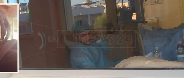 L’ex marito le diede fuoco, Maria Antonietta si è aggravata: trasferita in terapia intensiva