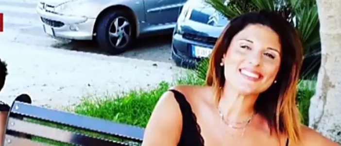 Maria Antonietta lotta per la vita: operata d'urgenza la donna bruciata dal marito mesi fa