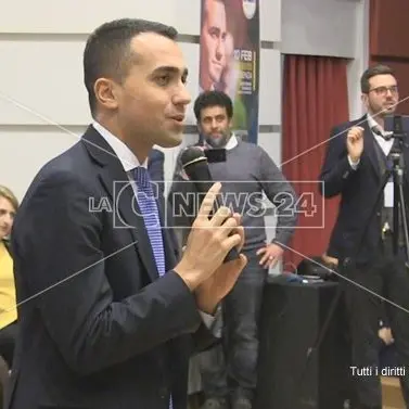 Il ministro Di Maio a Cosenza in vista del voto regionale