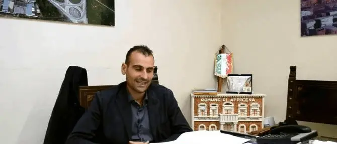 Avrebbe favorito “imprenditori amici” negli appalti, arrestato sindaco leghista