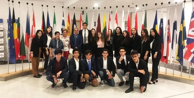 Locri, i ragazzi del Liceo Zaleuco in viaggio premio a Bruxelles