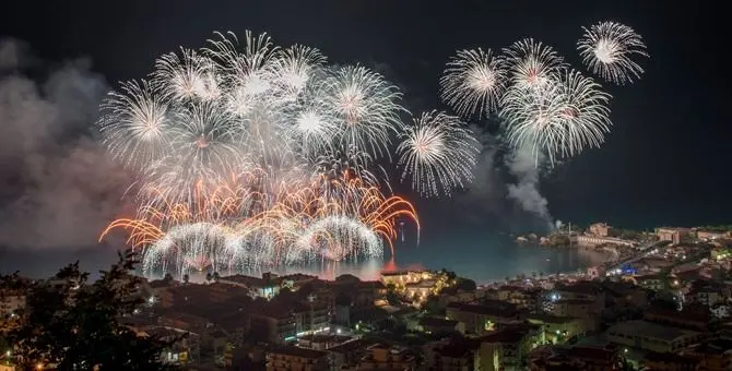 Il Festival dell'Arte pirotecnica pronto a sorprendere Belvedere