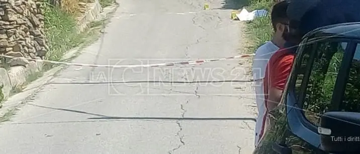 Lite mortale nelle campagne di Fuscaldo. Scontro a fuoco tra vicini: una vittima