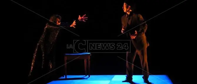 Teatro d’amare, a Tropea in scena uno splendido “Esilio”