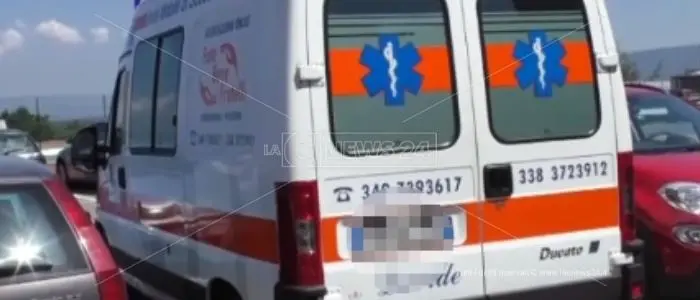 Ambulanze come forni sotto al sole: medici e pazienti “cotti” a puntino e farmaci a rischio