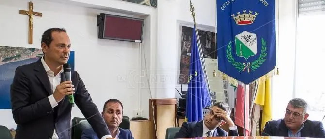 Villa San Giovanni accoglie l'élite italiana del nuoto di fondo