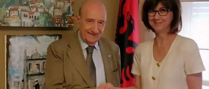 Diritti dei bambini, il presidente Unicef incontra l’ambasciatrice dell’Albania