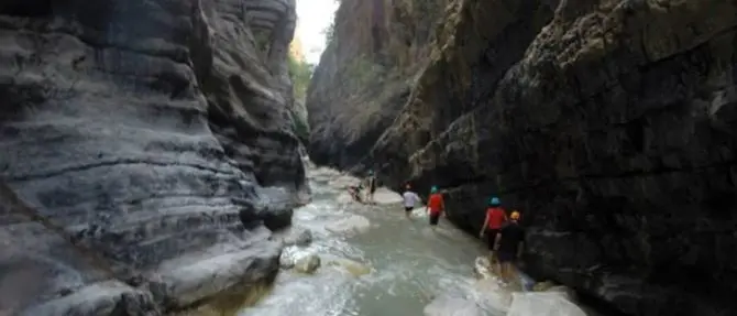 Strage del Raganello, 14 indagati per la morte di 10 persone