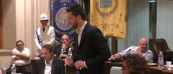 Corigliano-Rossano, gli equilibri di bilancio scuotono la giunta Stasi