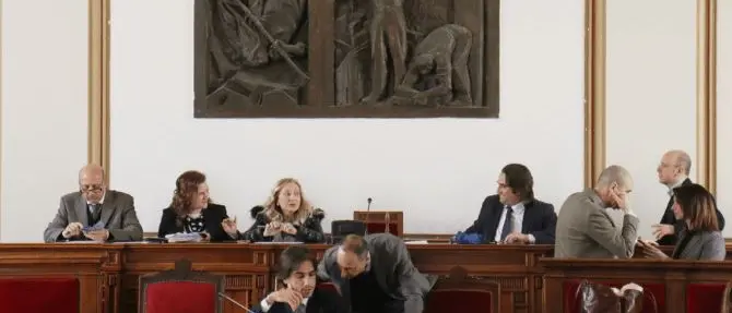 Reggio, approvato piano di riequilibrio: «Bilancio comunale salvo»