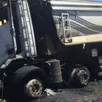 Crotone, esplode autocarro: l’incendio causato da un cavo elettrico tranciato