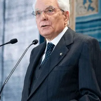 Mattarella telefona al papà della donna a cui l’ex marito ha dato fuoco