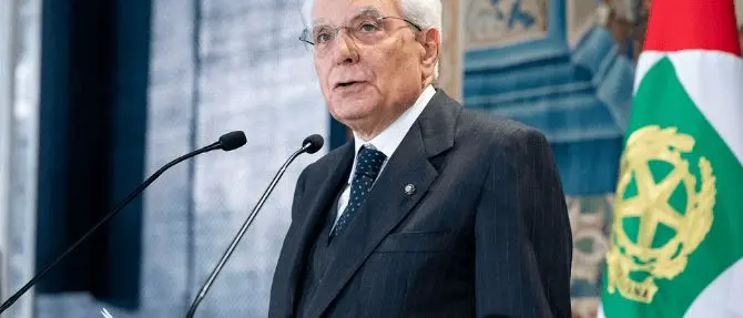 Mattarella telefona al papà della donna a cui l’ex marito ha dato fuoco