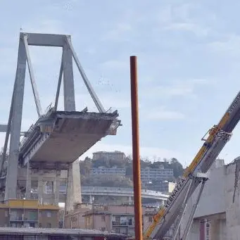 Crollo ponte Morandi, i periti: «Difetti esecutivi e scarsa manutenzione»