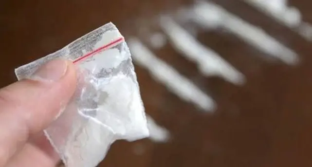 Cocainomane a 10 anni, la scoperta shock dopo il ricovero in ospedale