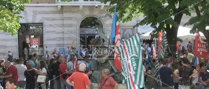 Sanità al collasso, mobilitazione dei sindacati: «Subito le assunzioni»