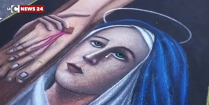 Taurianova invasa dai “madonnari”. Le vie trasformate in laboratorio d'arte