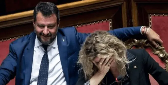 Il Decreto sicurezza bis è legge. Salvini rilancia: «Ora la Tav o crisi»