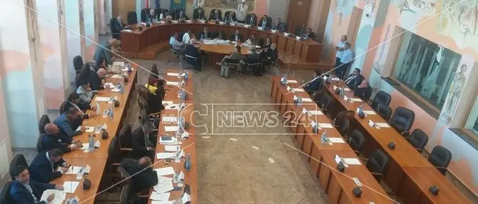 Cosenza, il Consiglio si riunisce per approvare l'assestamento