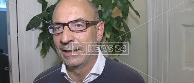 La provocazione di Franco Bruno: «Zingaretti è indagato, faccia un passo indietro»