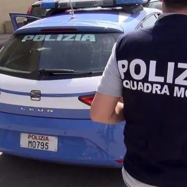 Cosenza, violenze sulla convivente davanti ai figli di 1 e 4 anni