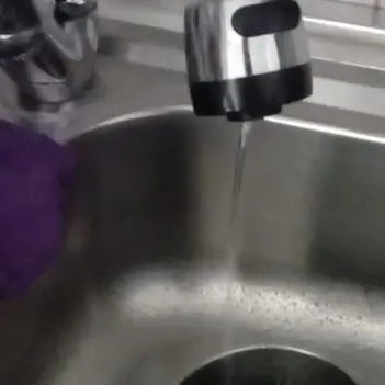 Catanzaro, senz'acqua in piena estate: insorgono i residenti di viale Isonzo