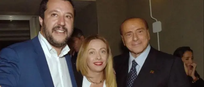 Il sondaggio bomba che ha convinto Salvini: può governare da solo